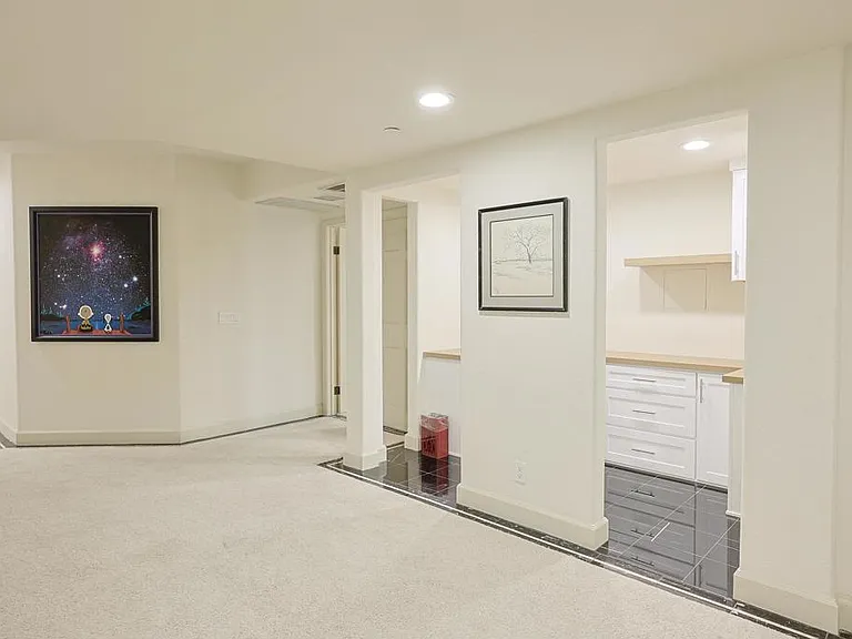 1099 1st St #103 — Photo 9
