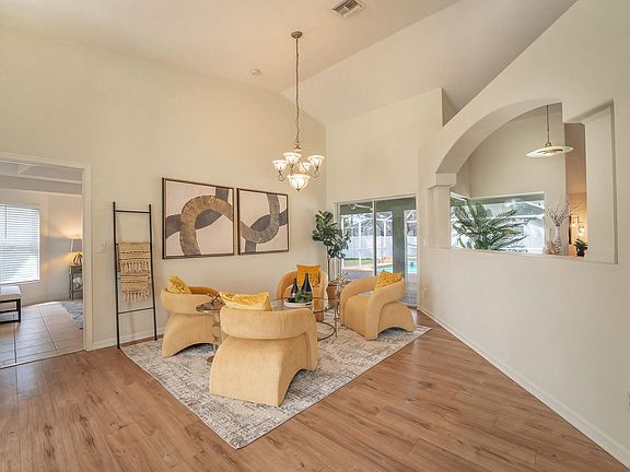 5th image of 513 SE Cliff Road