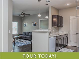 400 Donnie Simmons Way #604, Statesboro, GA 30458