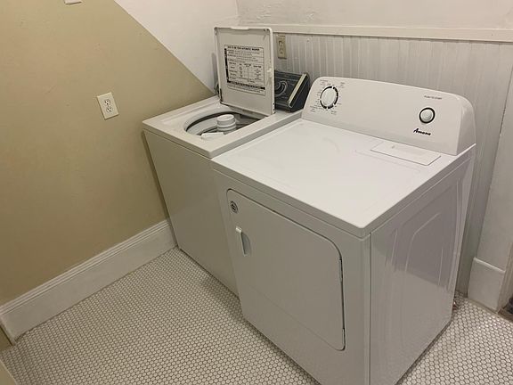 In-unit washer & dryer