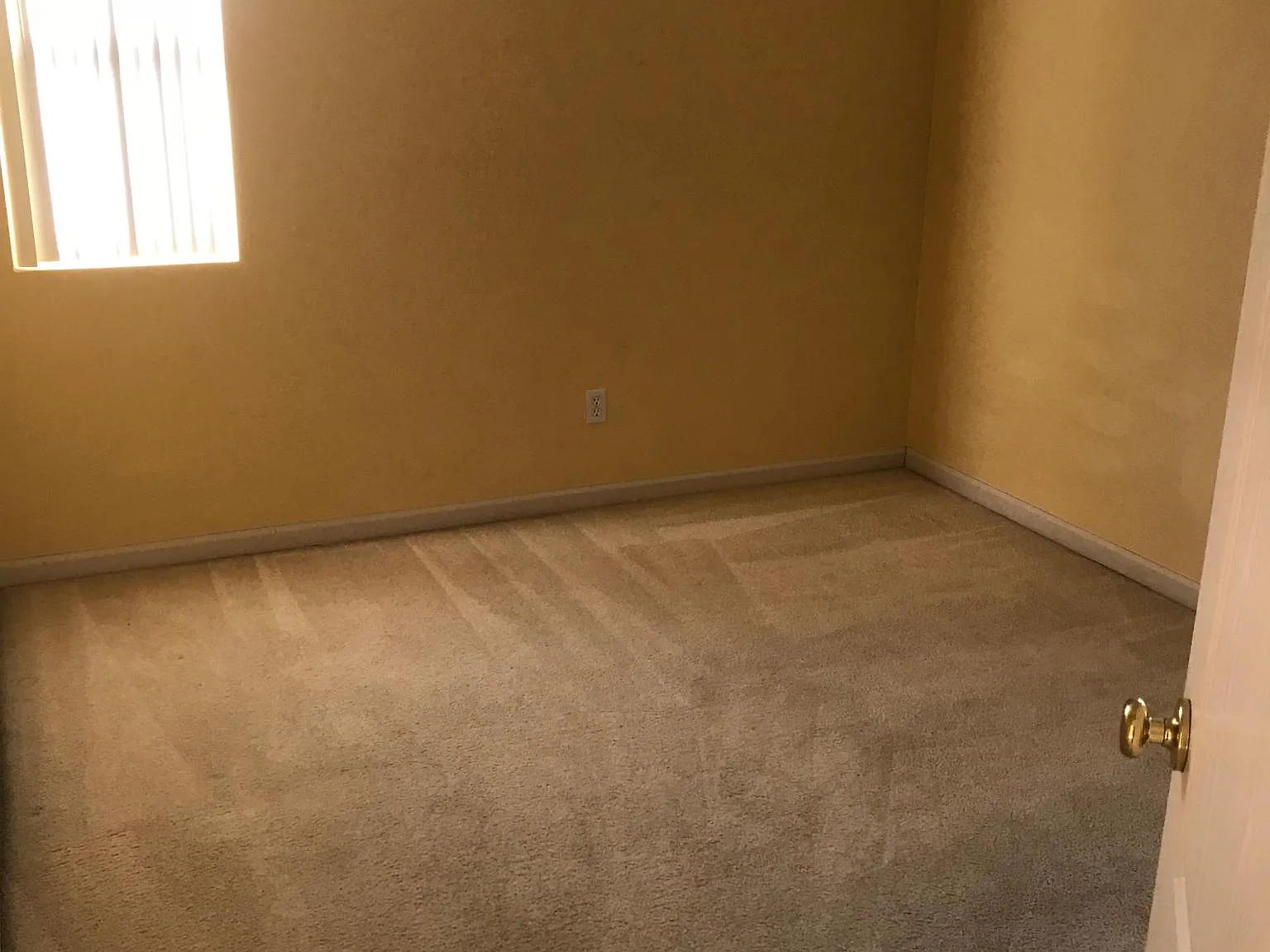 3 bed, 2.5 bath, 2063 sqft, $3,150 — Photo 4