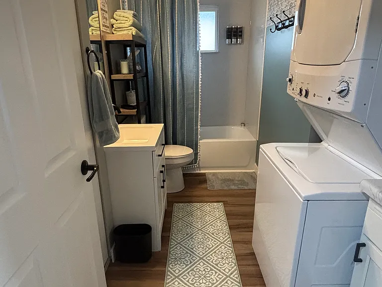 601 N Bradner Ave — Photo 14