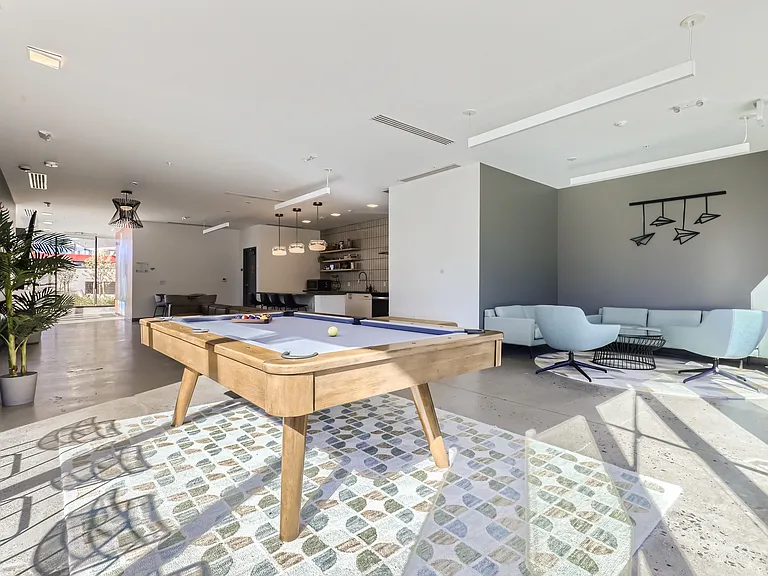 Stanley House Apartments — Photo 10