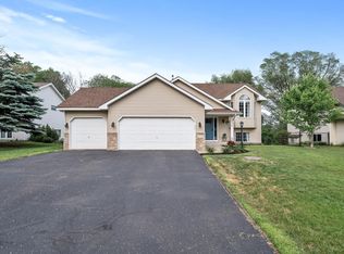 9325 Harkness Ave S, Cottage Grove, MN 55016