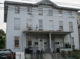 660 Noble Ave APT 3, Bridgeport, CT 06608