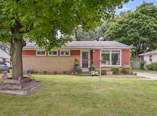 932 Walcott St SW, Wyoming, MI 49509