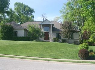 1095 Jefferson Ct, Newburgh, IN 47630
