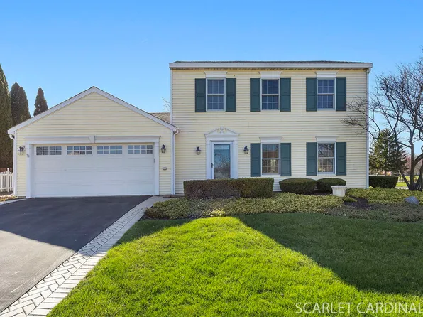 1S780 Deerfield Ln, Warrenville, IL 60555