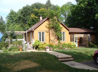 1017 N 4th Ave, Sturgeon Bay, WI 54235