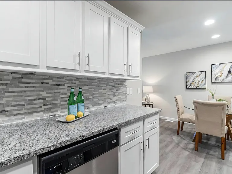 1223 Esterling Dr — Photo 6