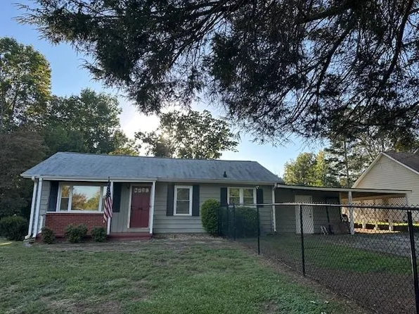 265 W Durham St, Landrum, SC 29356