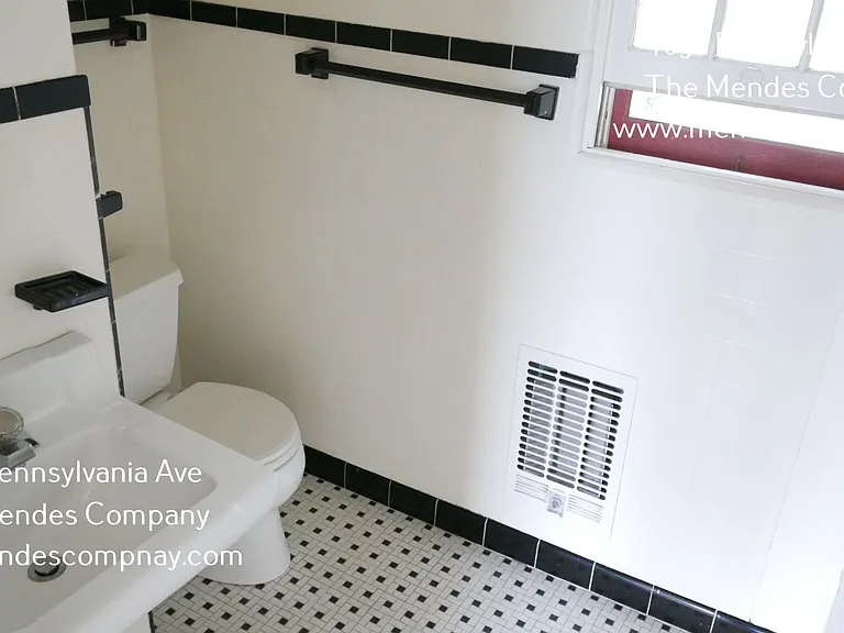 1651 Pennsylvania Ave — Photo 14