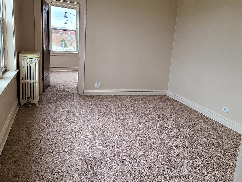 1st image of 9154 Broadway Ave #2F