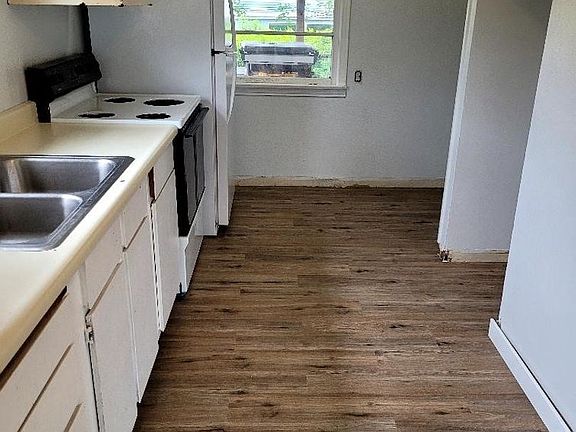 5th image of 15311 Portland Ave SW