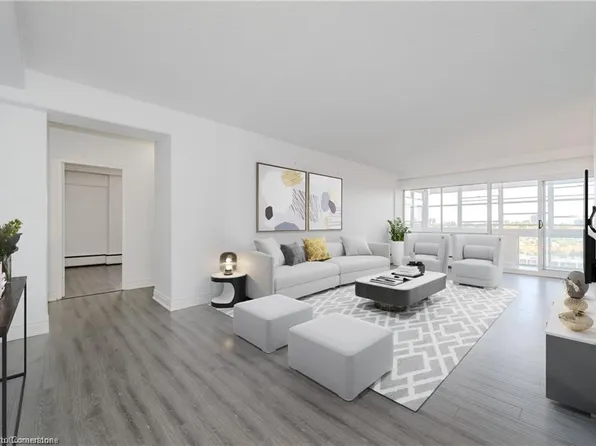 45 Westmount Rd S #708, Waterloo, ON N2L 2K5