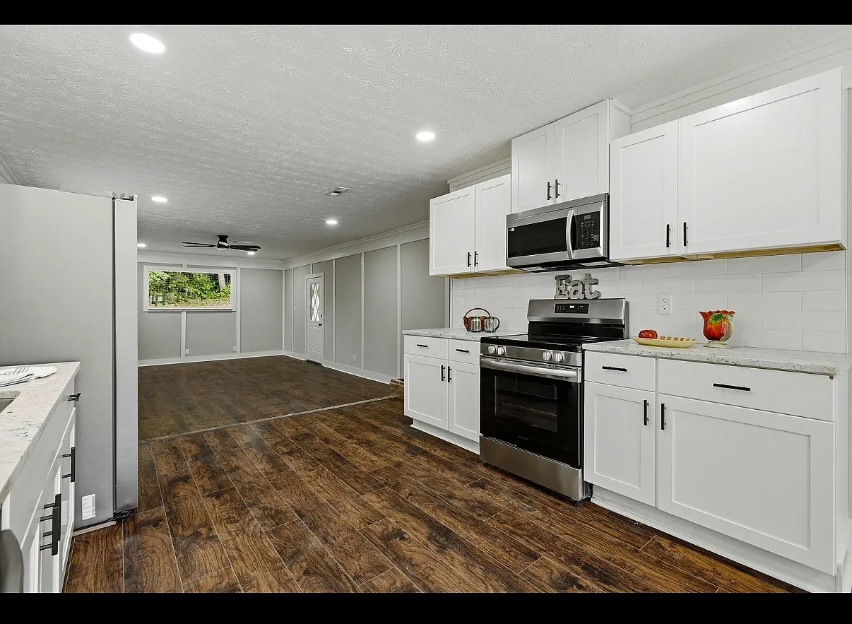 3 bed, 1705 sqft, $2,000 — Photo 4