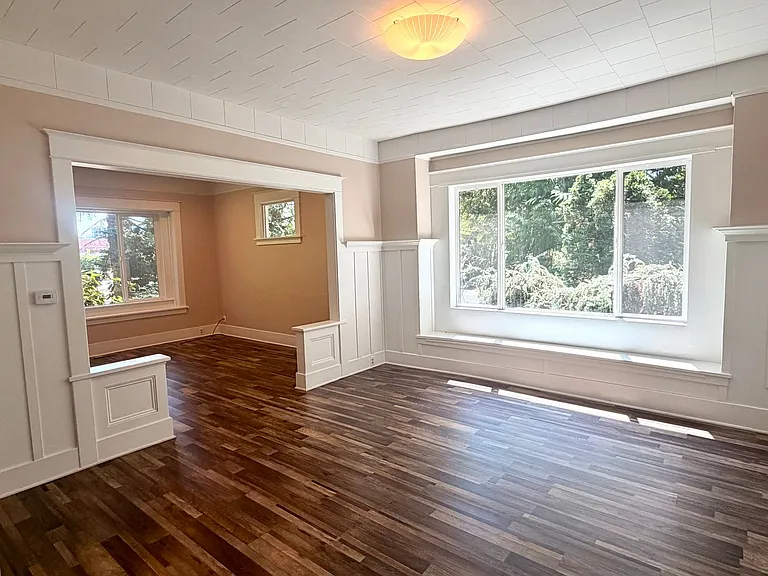 2902 N Mason Ave — Photo 5