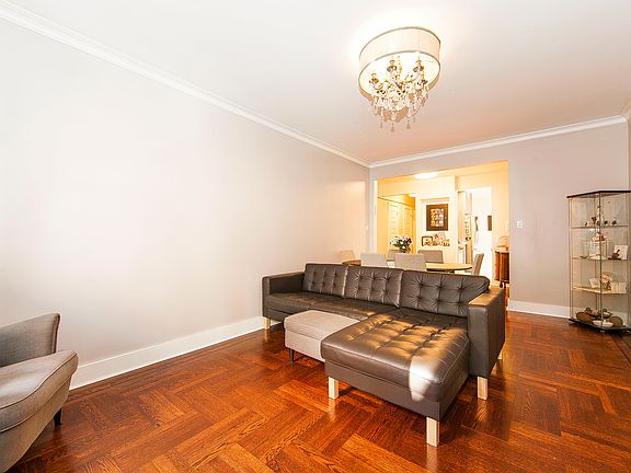 4th image of 1730 E 18th St #11