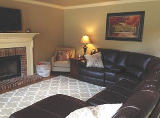 14123 Ridgewood Dr, Little Rock, AR 72211