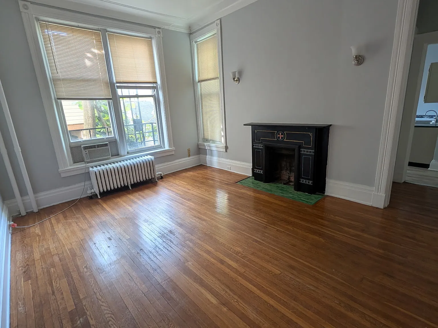 2 bed, 650 sqft, $1,250 — Photo 4