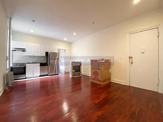 Rented by Sovereign Associates | media 14