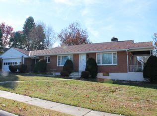 202 Stevens Ave, Sinking Spring, PA 19608