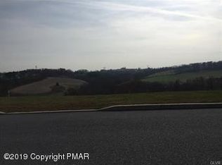 1970 Settlers Ridge Rd, Slatington, PA 18080