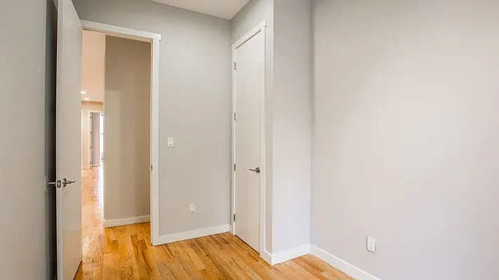 Rented by Nooklyn NYC LLC | media 17