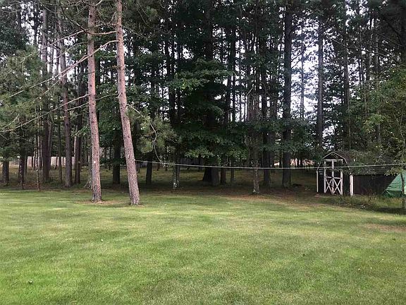 5th image of 805 Pine Dr