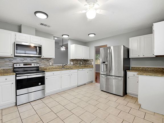 3rd image of 21330 Golden Dove Dr