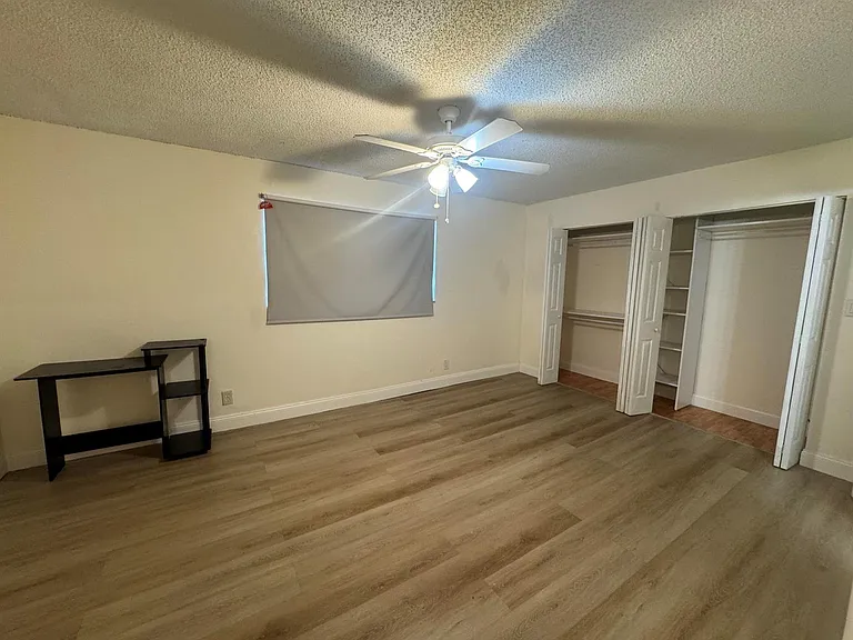 6534 SW 41st St — Photo 21