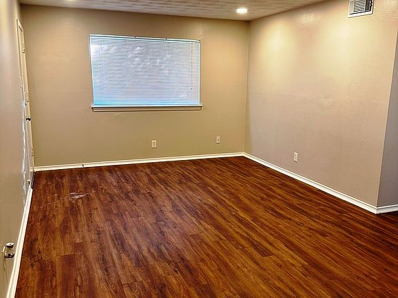 Spacious Living Area