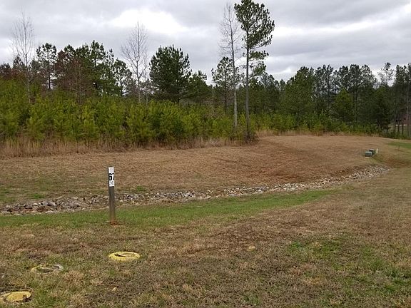 5th image of 67 Shoreline Dr