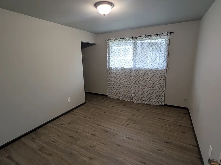 1492 Main St #2 — Photo 5