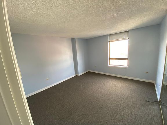 5th image of 1020 15th St APT 19G