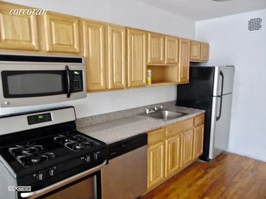 Rented by Corcoran | media 2