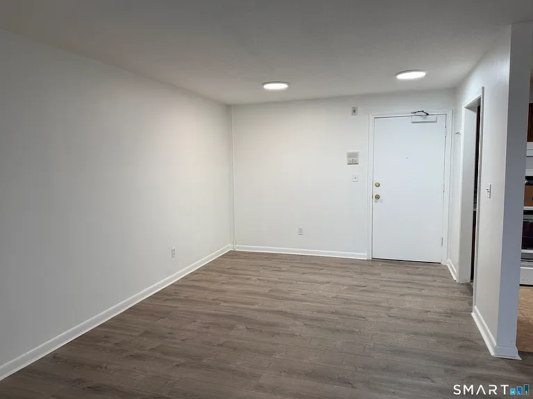 140 Kane St #C1 — Photo 4