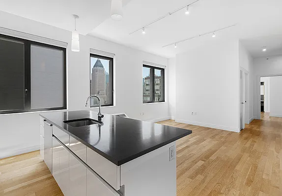 Rented by Mirador Real Estate | media 4