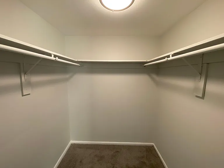 Walk in Closet