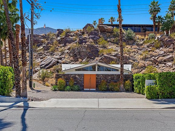 3rd image of 2499 S Palm Canyon Dr