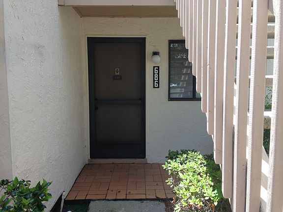 3rd image of 686 Bird Bay Cir #26