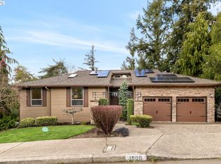 1900 Sunburst Ter, West Linn, OR