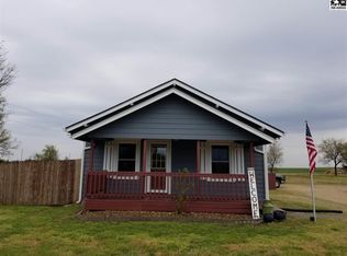 6964 E K 4 Hwy, Gypsum, KS 67448