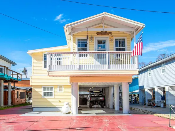 42 SE 236th St, Suwannee, FL 32692