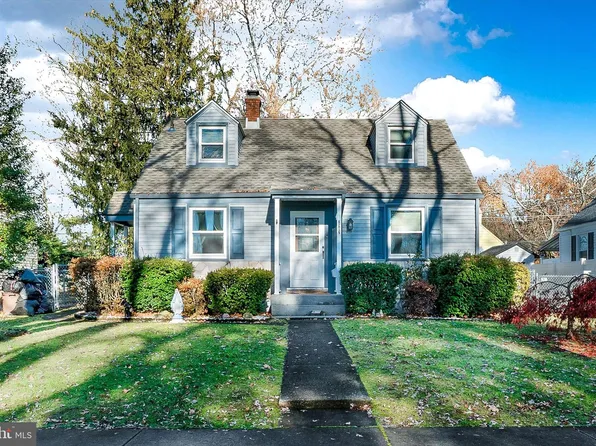 2907 W Greenleaf St, Allentown, PA 18104