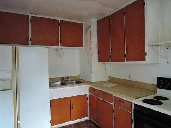 5th image of 1525 Colgrove Dr
