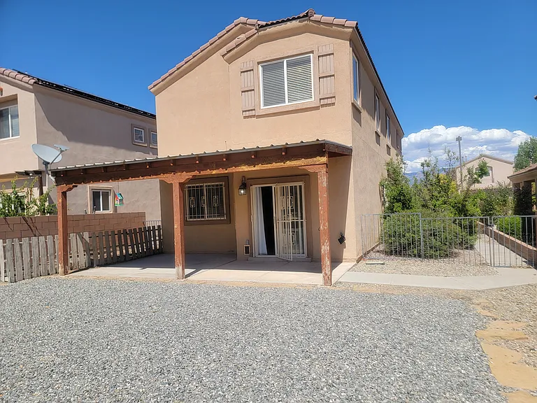 2202 Margarita Dr SE — Photo 35