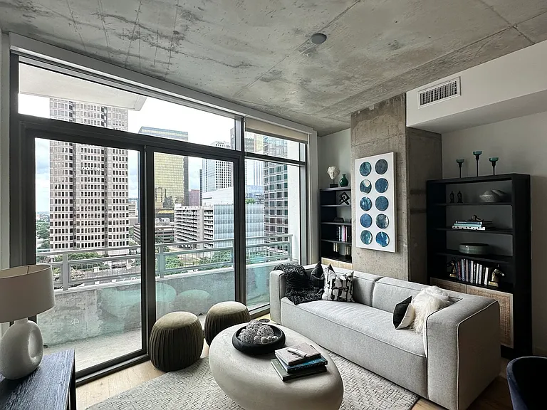 1801 N Pearl St #1201 — Photo 4