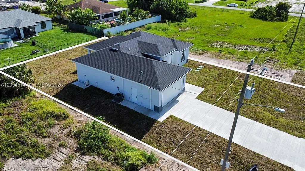 3 bed, 2.0 bath, $2,200 — Photo 4