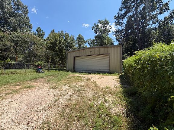 4th image of 125 Self Rd